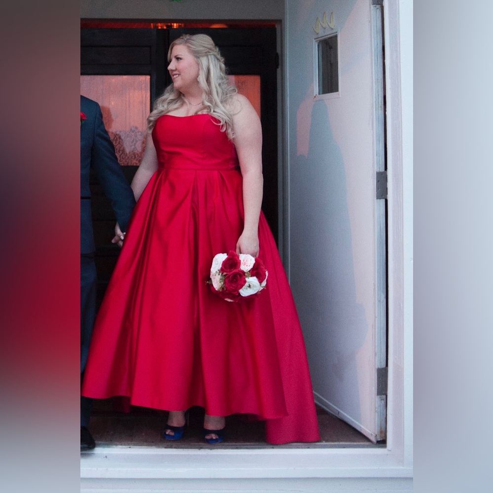 Stunning red strapless ball gown wedding dress